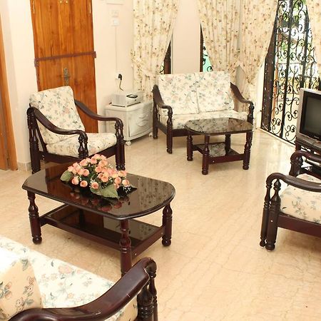 Shalom Dream Home Candolim Bagian luar foto