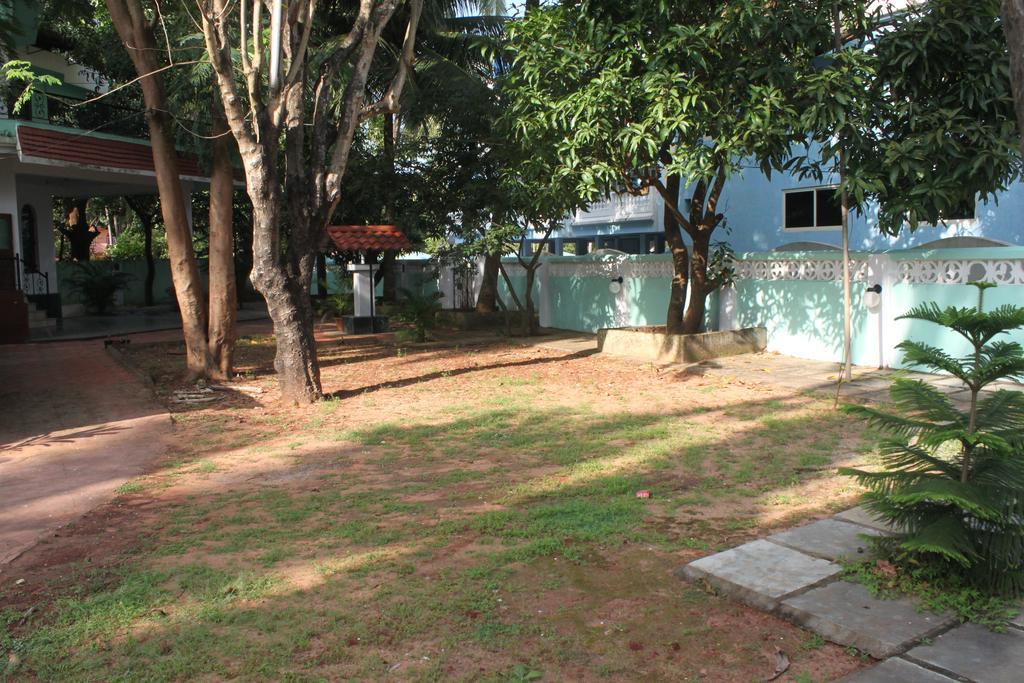 Shalom Dream Home Candolim Bagian luar foto