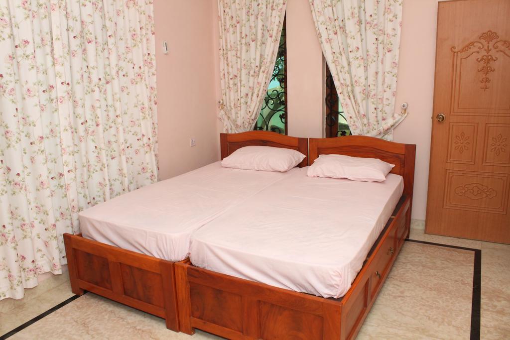 Shalom Dream Home Candolim Bagian luar foto