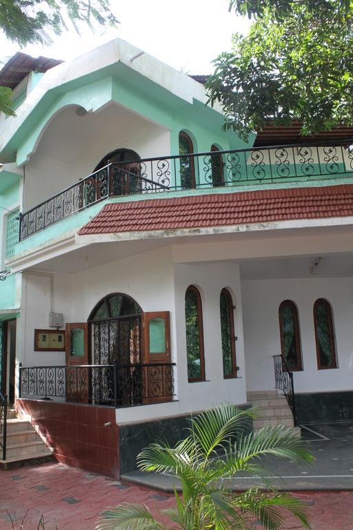 Shalom Dream Home Candolim Bagian luar foto